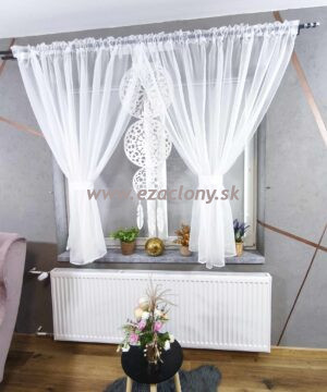 Hotová záclona LAPAČ SNOV 400 x 150 cm
