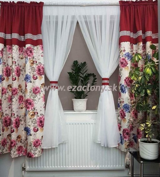 Hotový závesový set ANDREA – záclony + závesy – červená